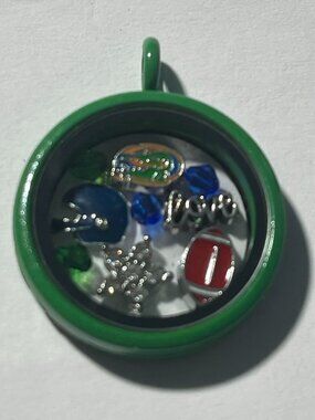 Florida Gators NCAA Memory Charm Locket w/ 22 IN chain NEW
